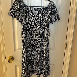 Navy blue and white sun dress! Gray and comfy for any occasion!